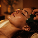 Gua sha bienfaits massage visage femme
